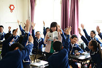 美女撸抽巴君谊中学“新初中”